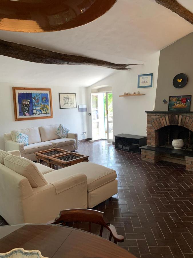 Ferienwohnung Vecchio Mulino Fontona Girasole Chiesanuova  Exterior foto